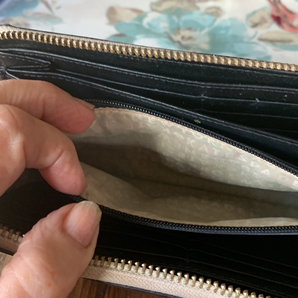Kate Spade Leather Wallet - Picture 6 of 7